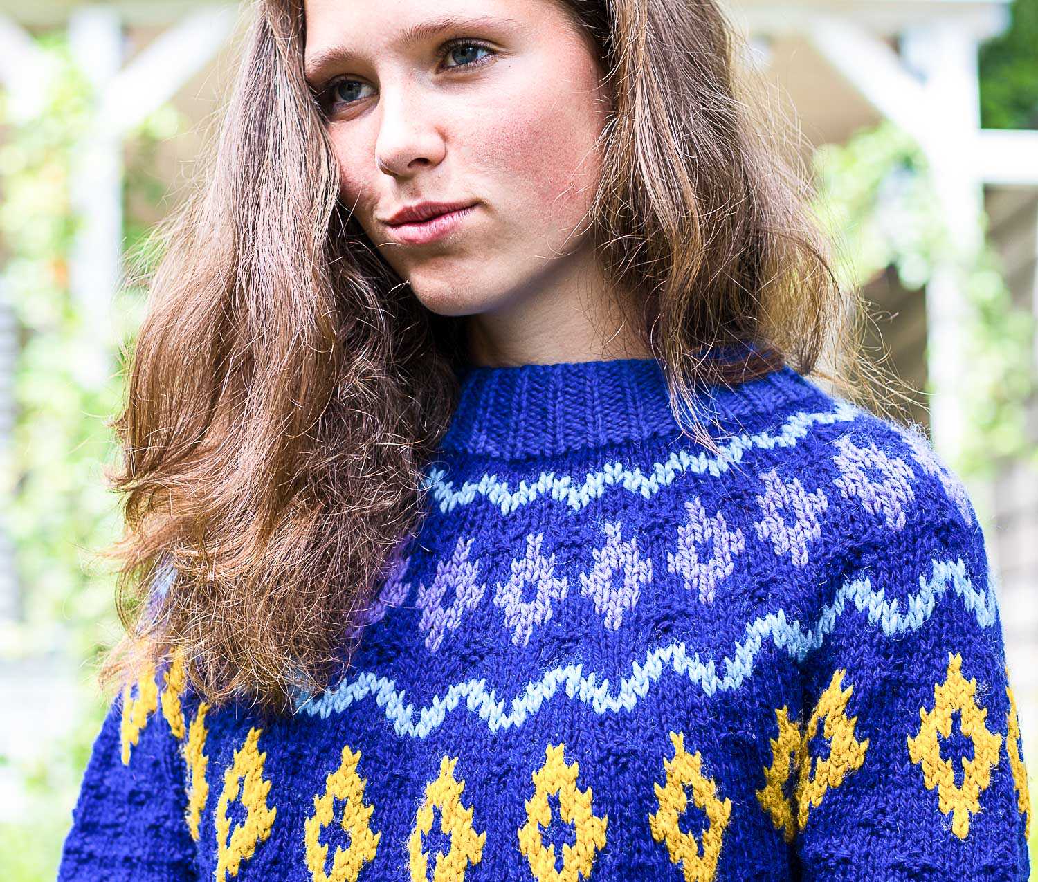 sweter-z-karczkiem-3 sweter-z-karczkiem-3